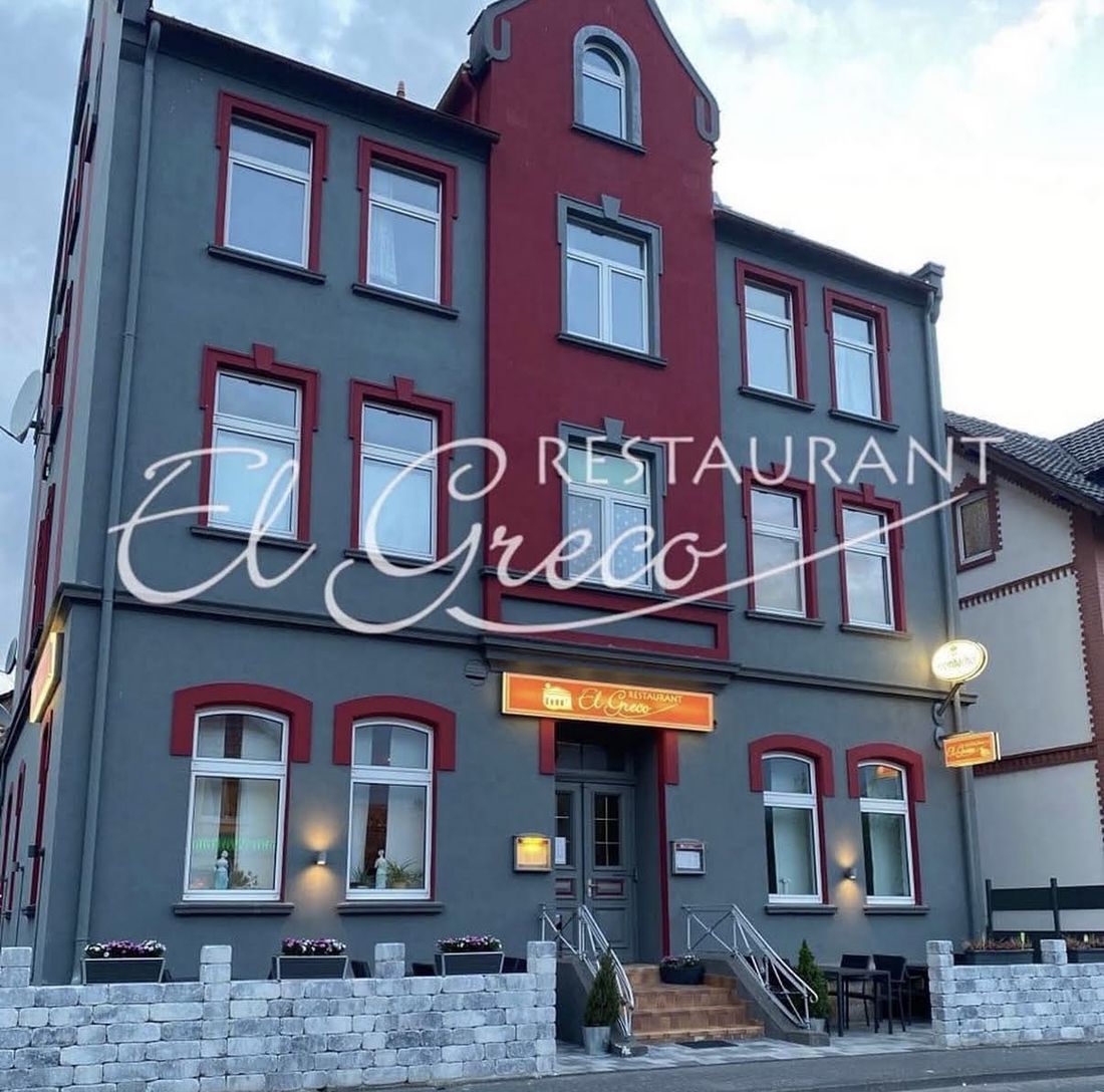 Das Restaurant El Greco in der Wilhelmshäuser Straße, Abendaufnahme